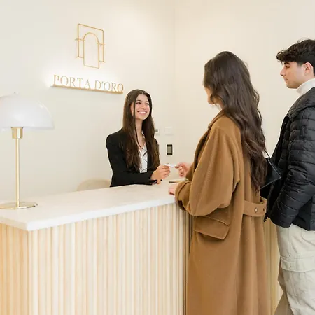 Porta D'oro Charming House Ii &