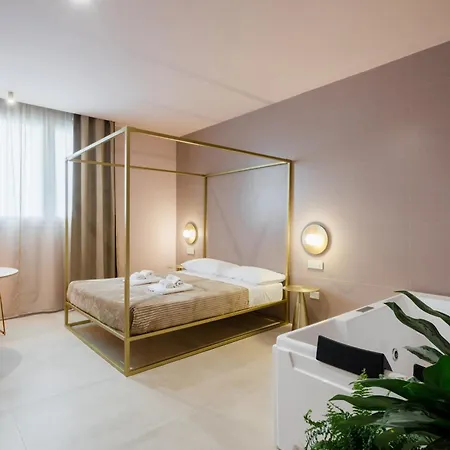 Porta D'oro Charming House Ii &